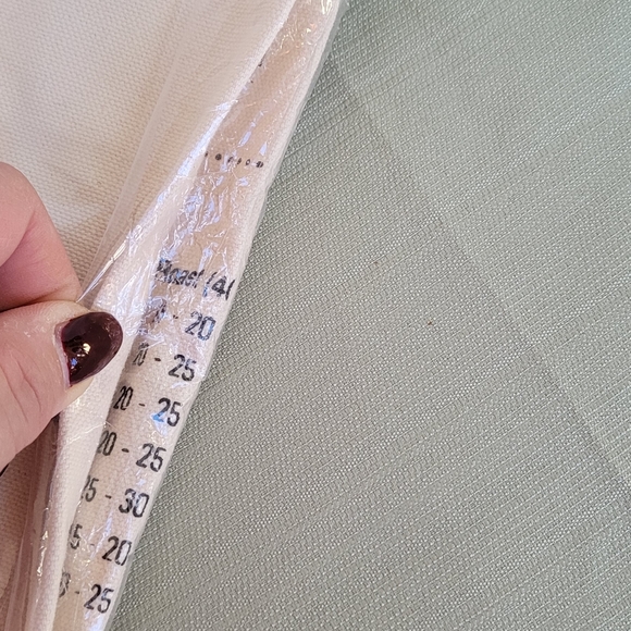 Kitchen Apron - Picture 6 of 8